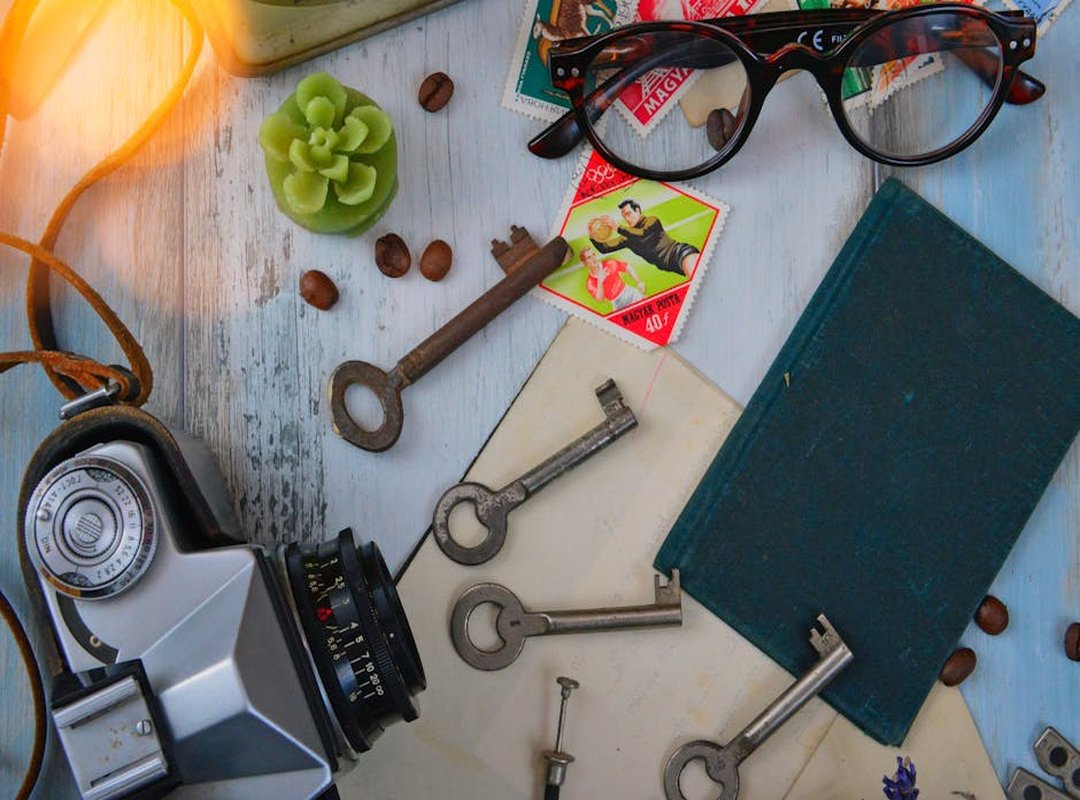 Key Themes and Tropes That Make the Story Addictive